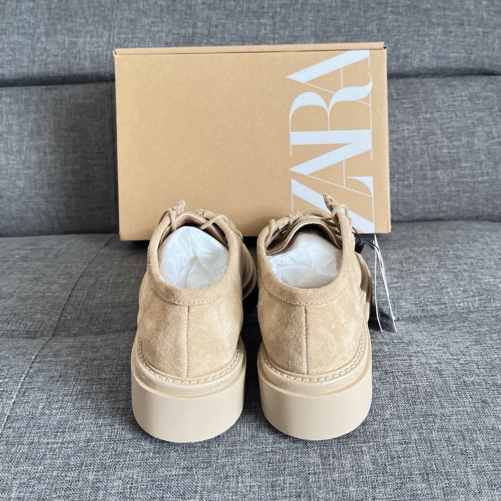 Zara Flat Suede Shoes - Picture 6 of 6